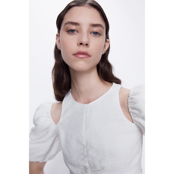 ZARA Crop Top Cut Out Shoulders - Picture 2 of 11